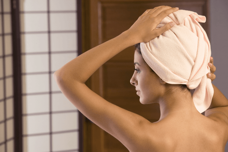microfiber hair towel to get rid of frizz